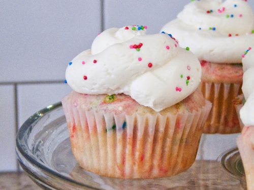 Funfetti Cake Batter Cupcakes A Latte Food