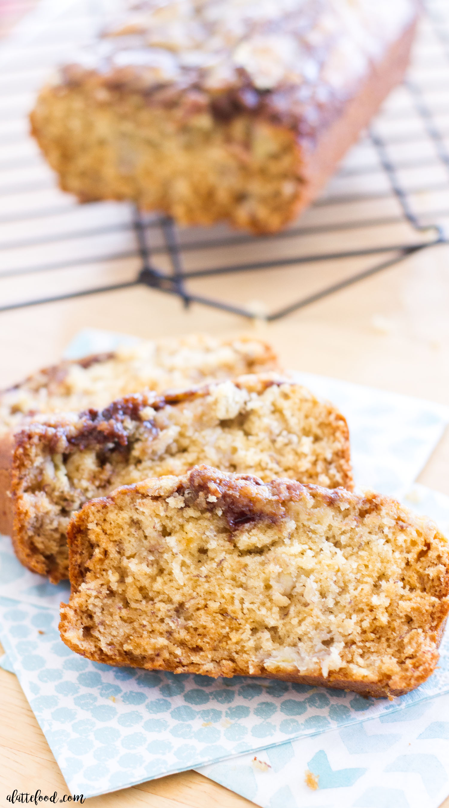 Nutella Swirled Banana Bread - A Latte Food