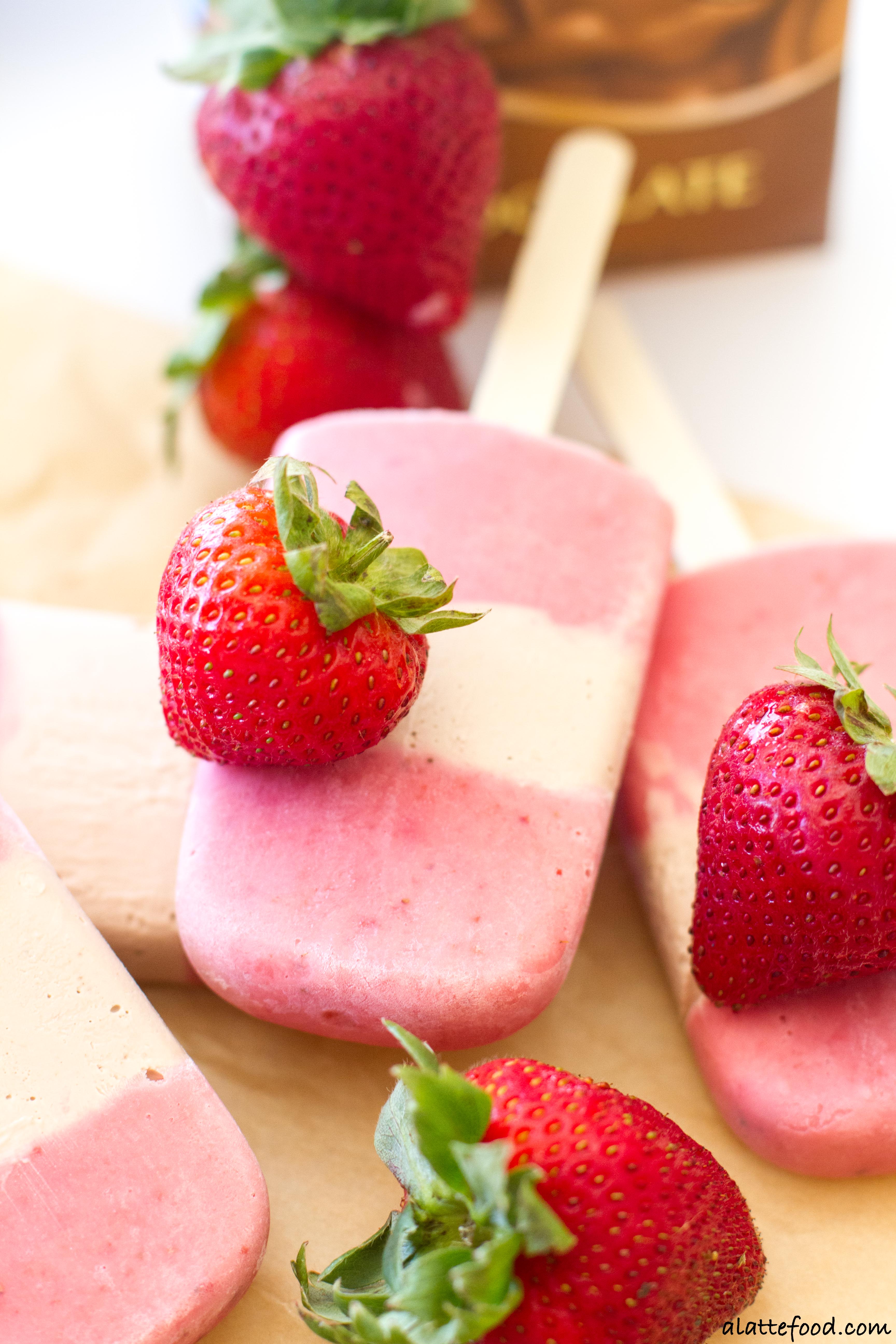 Strawberry Chocolate Cheesecake Pops A Latte Food