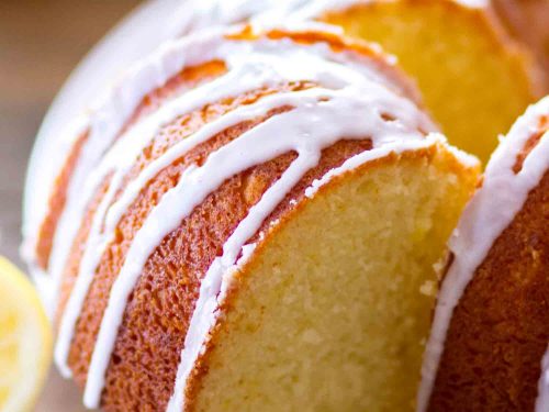 Best Lemon Bundt Cake | The Domestic Rebel